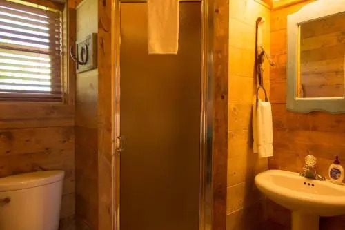 Log Cabin by Cottonwood Meadow Lodge