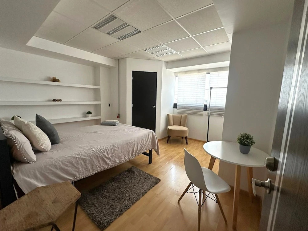 Tiny Rooms