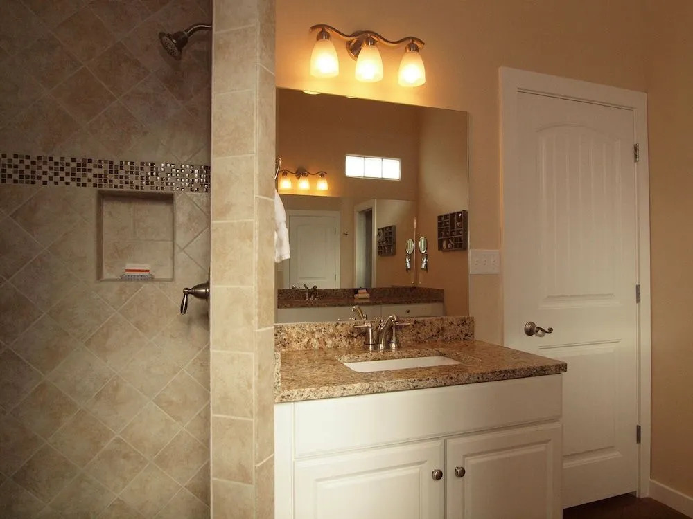 The Sea Monkee Pb216 3 Bedrooms 2 Bathrooms Condo