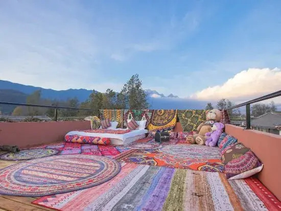 Mandala Bloom Lodge - Jade Dragon Snow Mountain View