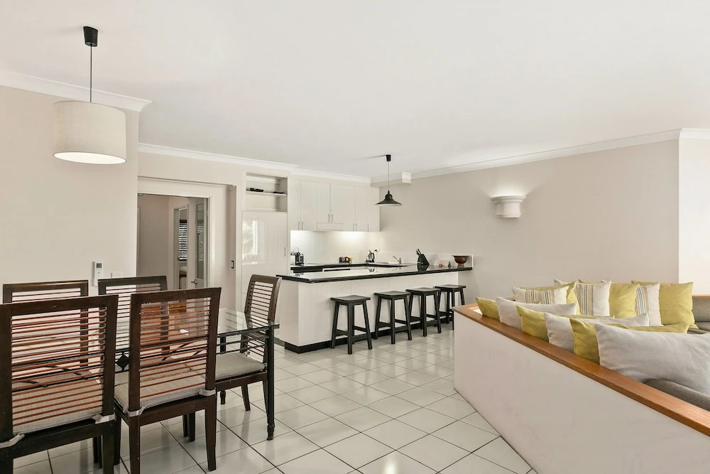 Absolute Beachfront at Alamanda 62