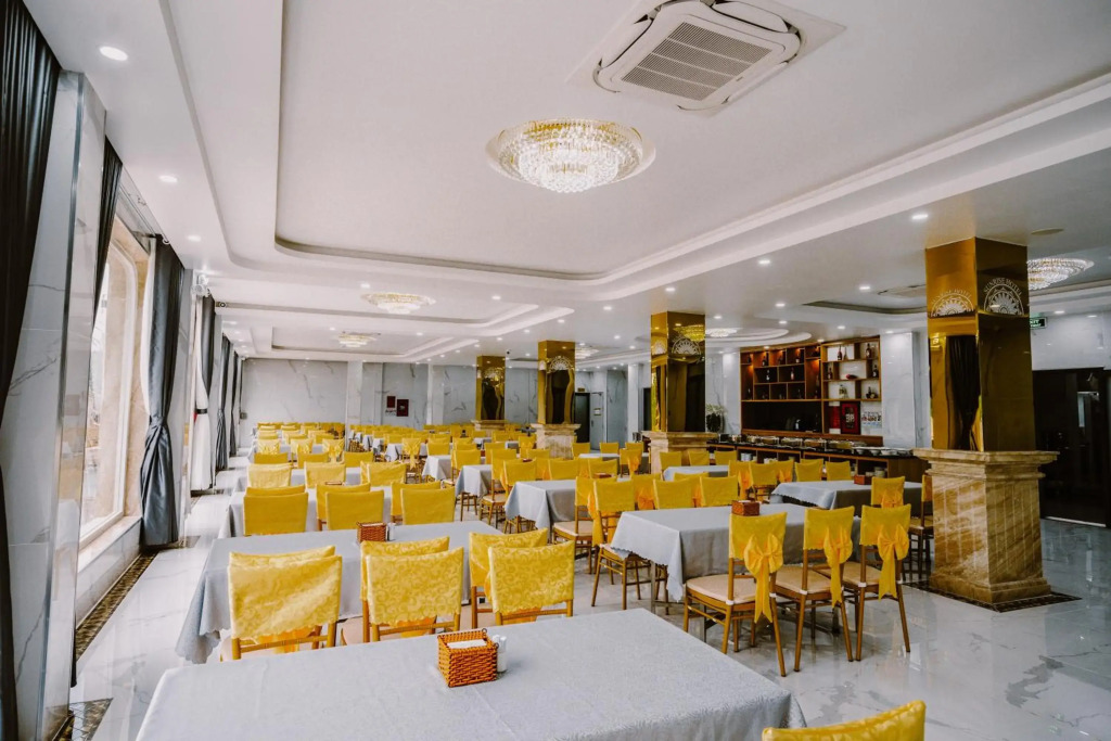 SUNRISE Hotel HA TIEN