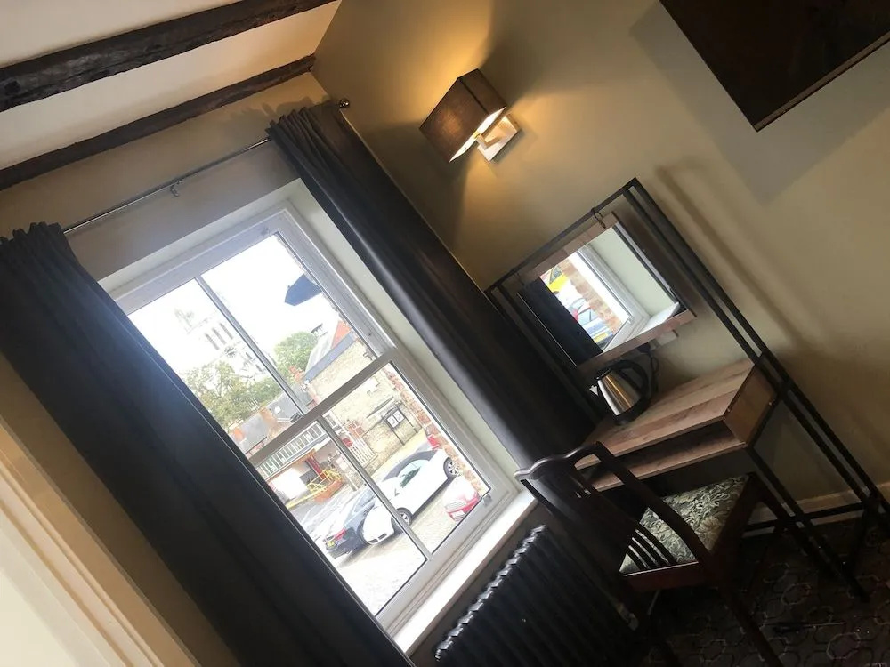 Bay horse hotel