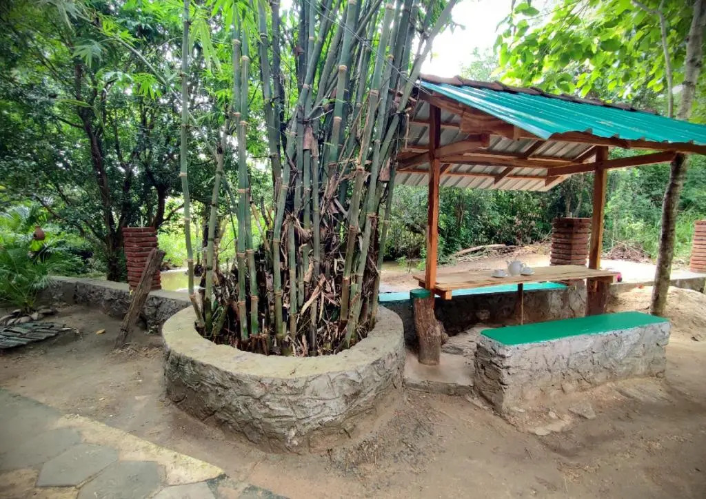 Sigiriya River Side Villa
