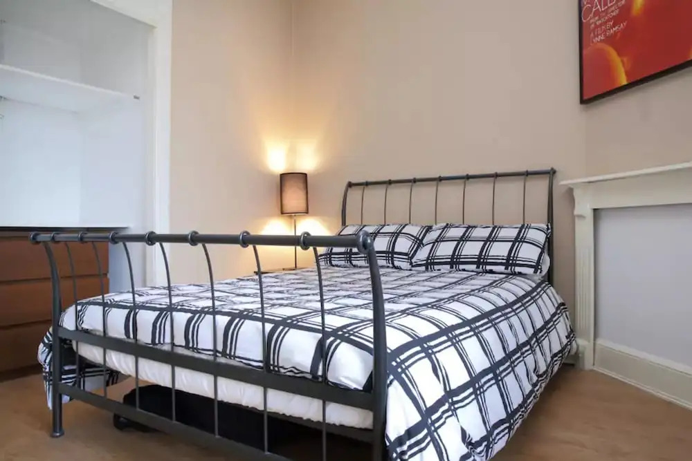 1 Bedroom Apartment Near Royal Mile