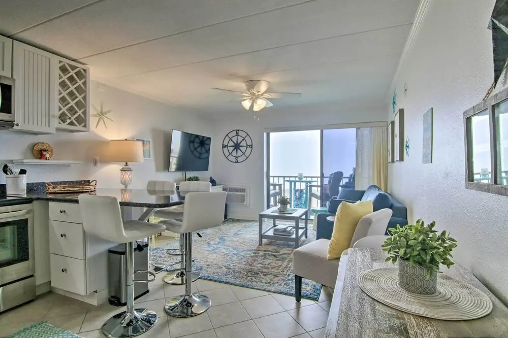 Condo Retreat w/ Balcony on Ocean City Beach!