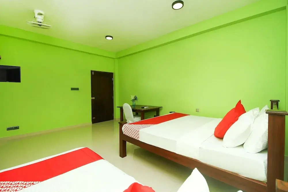 OYO 519 Sananda Hotel