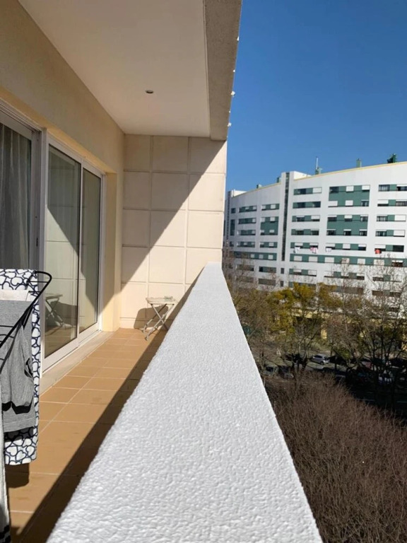 Apartment with 3 Bedrooms in Lisboa, with Wonderful City View, Balcony And Wifi - 20 Km From the Beach