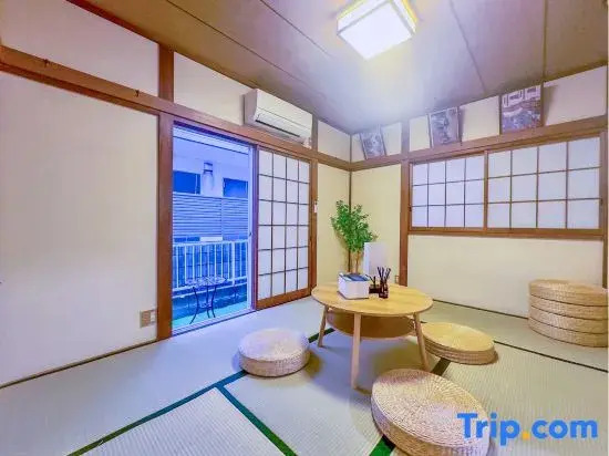 Private Villa Stay – 4BR House, Max 10 Guests, 8-min to Station, 10-min to Ikebukuro, 13-min to Ueno