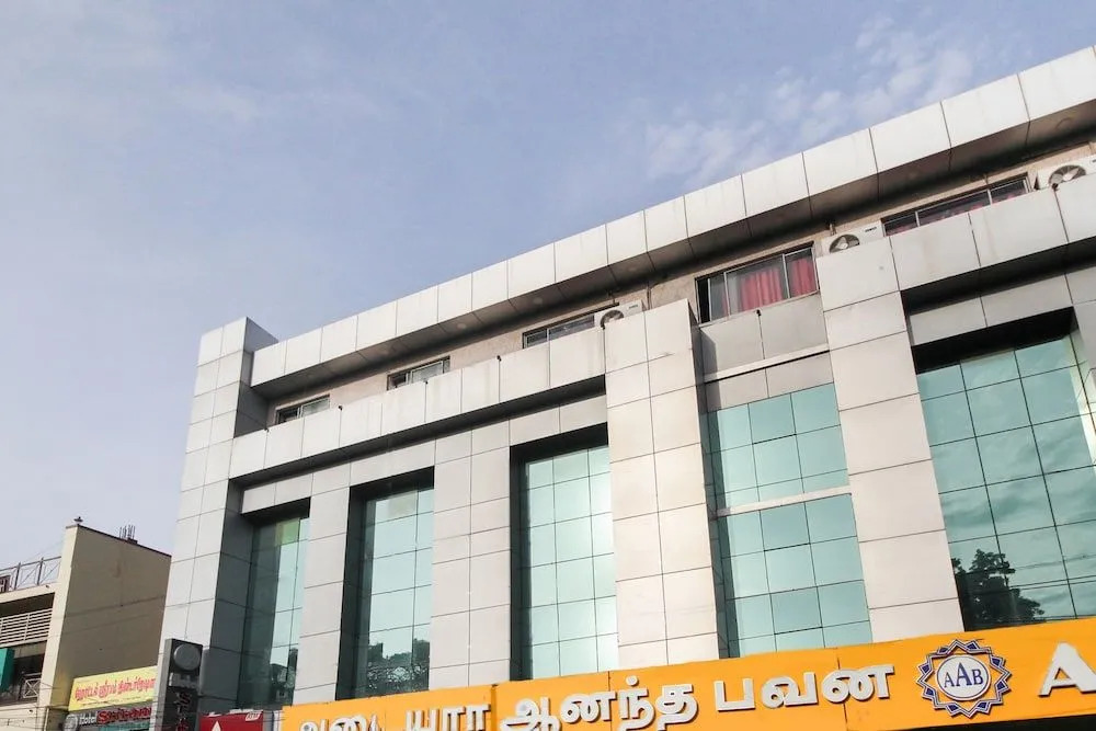 Collection O 48362 Hotel Sri Ram International