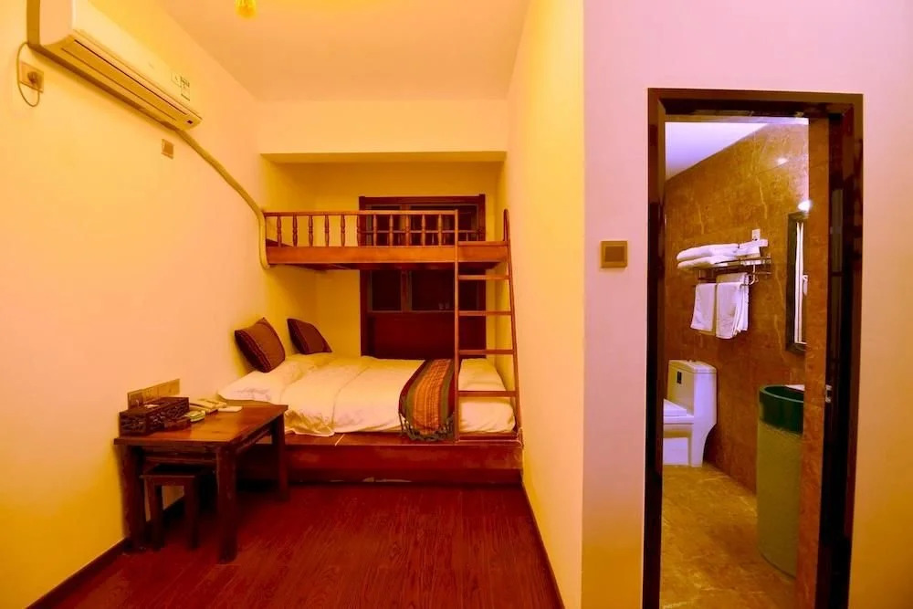 Wuzhibieyuan Resort Hotel