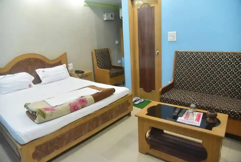 Goroomgo Mundrika Deluxe  Patna