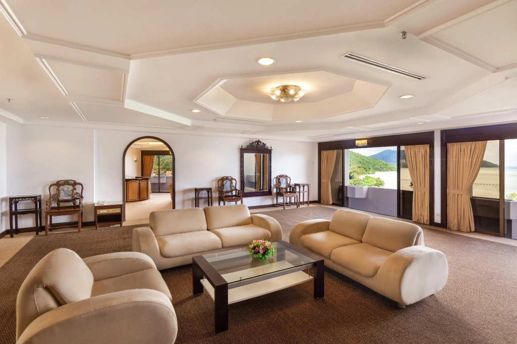 The Bayview Beach Resort