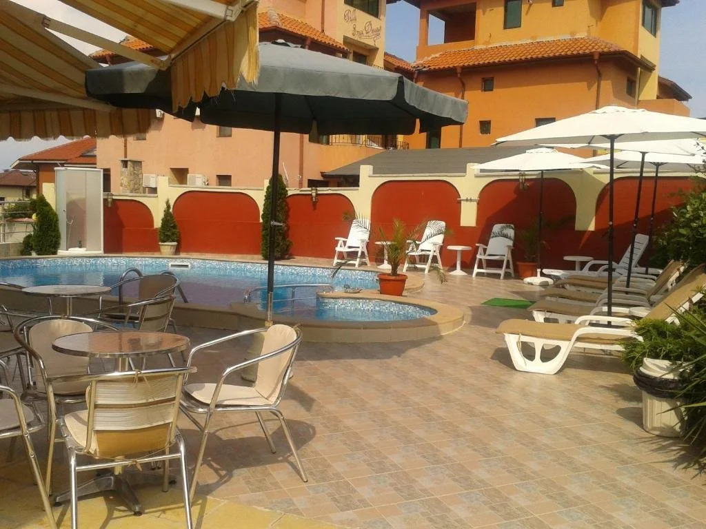 Family Hotel Perla
