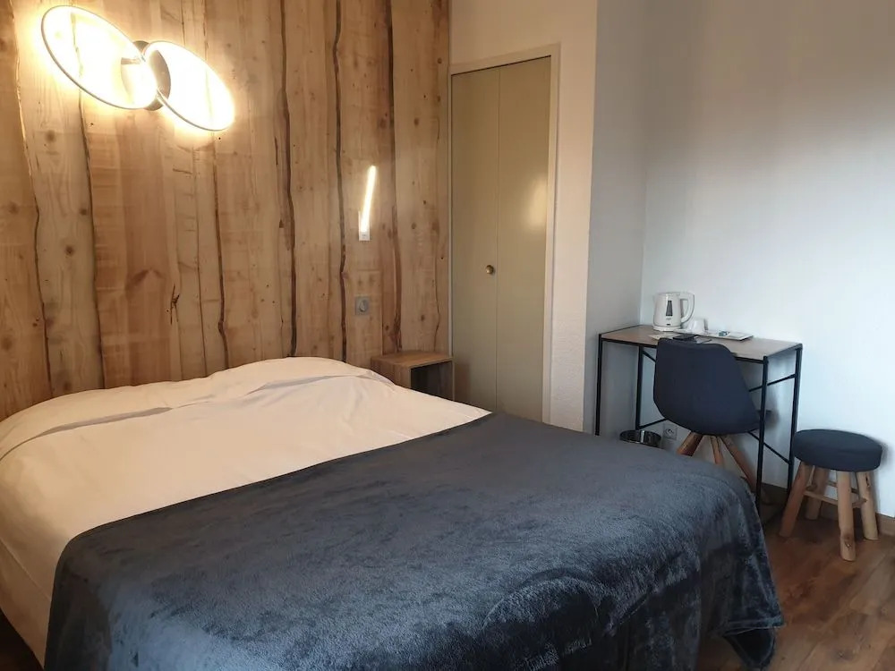 Hotel le YAKA