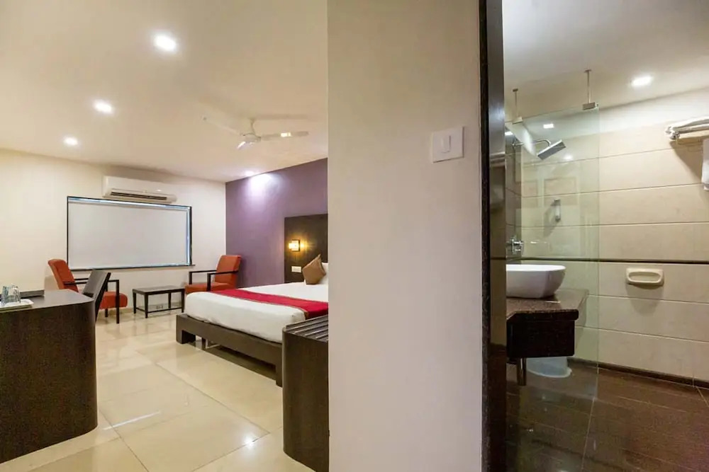 Sukh Hotel