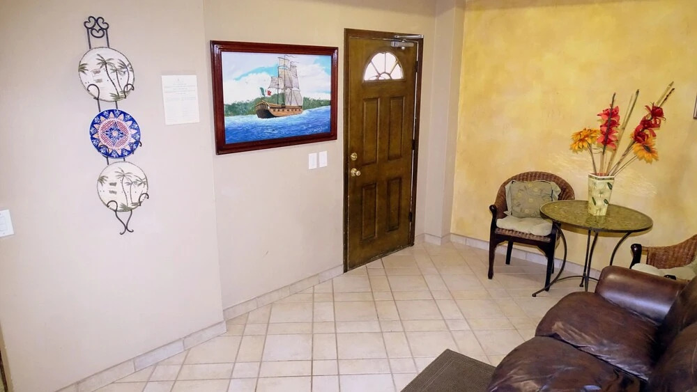 Baja 305 - 2 Br Condo