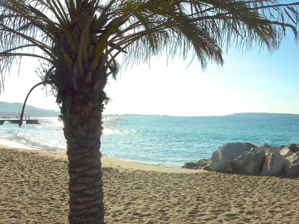 Magnifique "Gite de la Garoupe" au Cap d'Antibes à 300m des plages