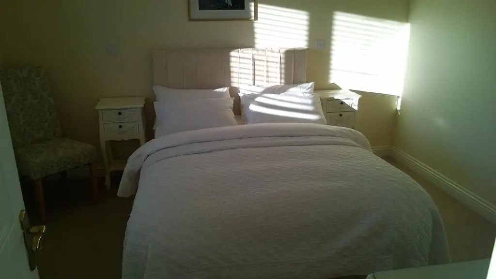 Sunrise Lodge