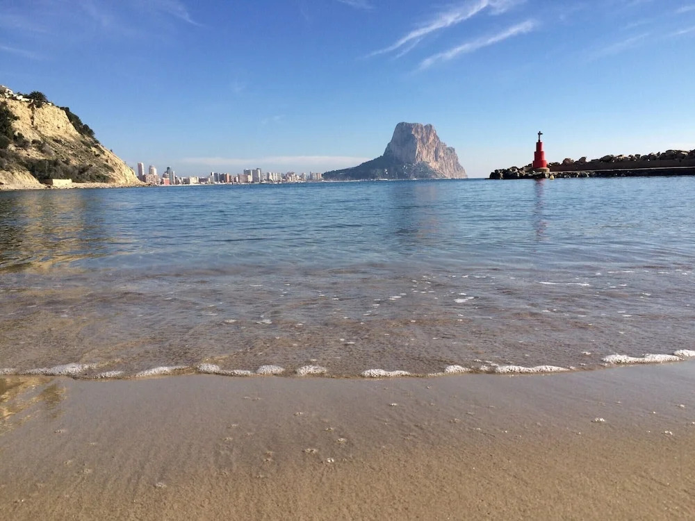 Apartment - 2 Bedrooms with Pool, WiFi and Sea views - 105025