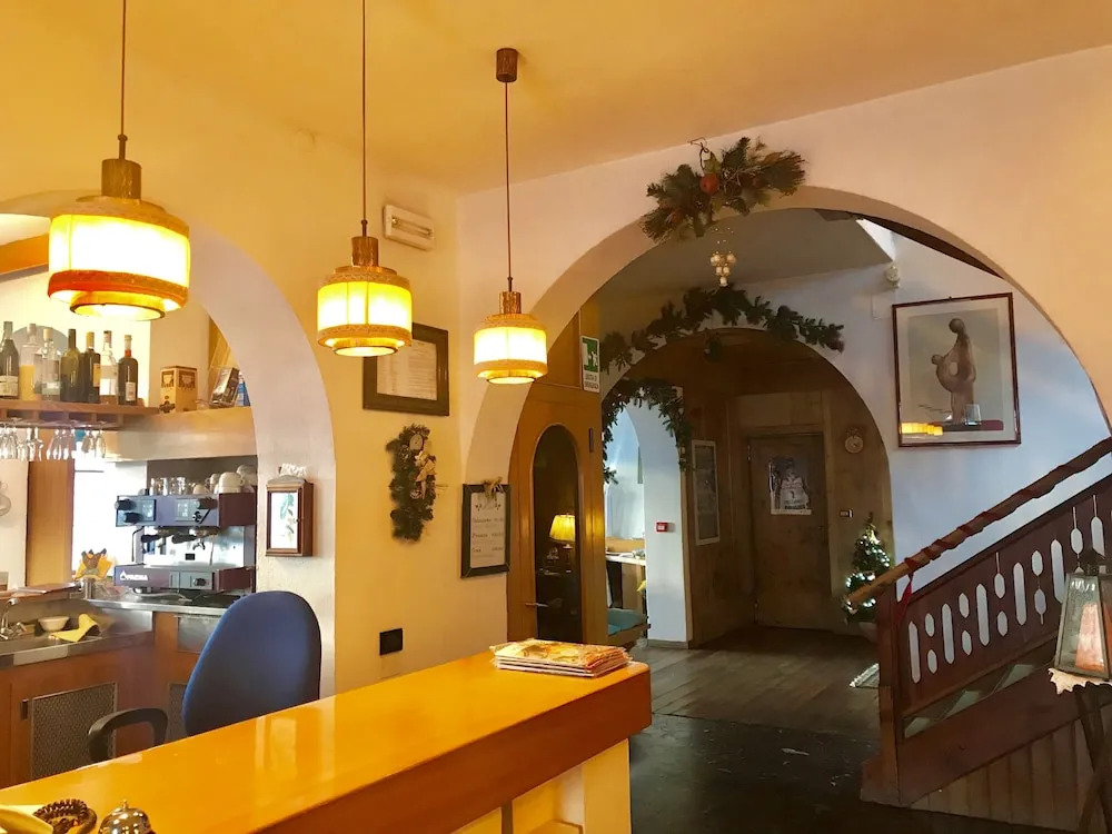Hotel Monti Pallidi