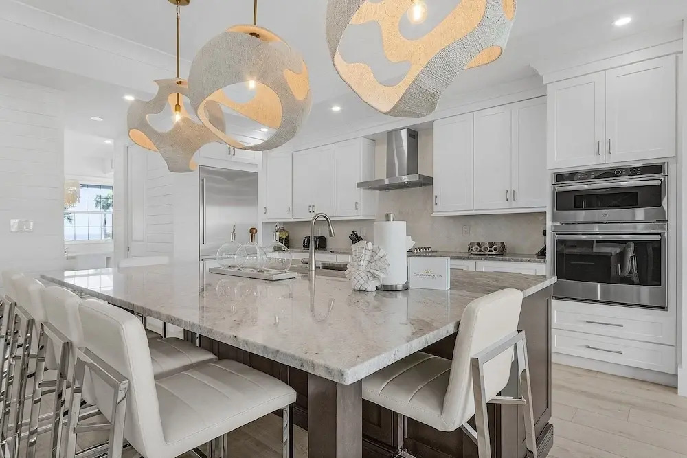 673 White Sands Retreat: Bay Views, Pool, Elevator 5 Bedroom Home