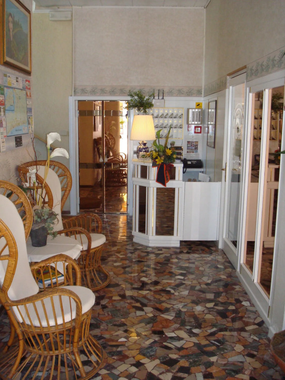 Hotel Marlisa Pier