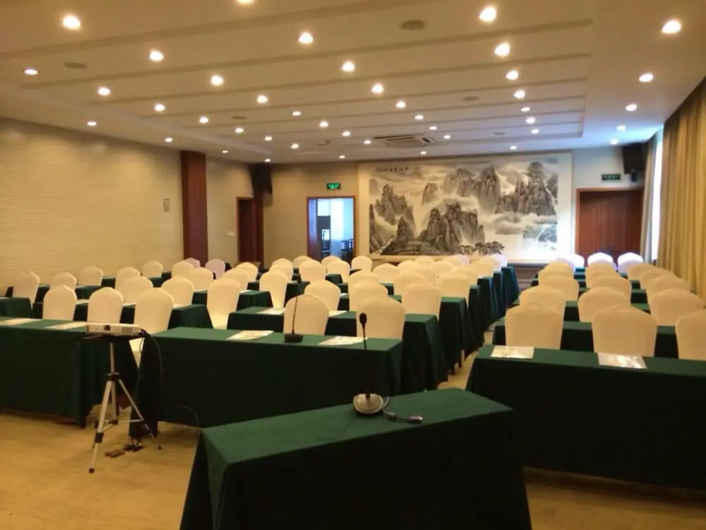 Lin An He Run Shi Jia Resort