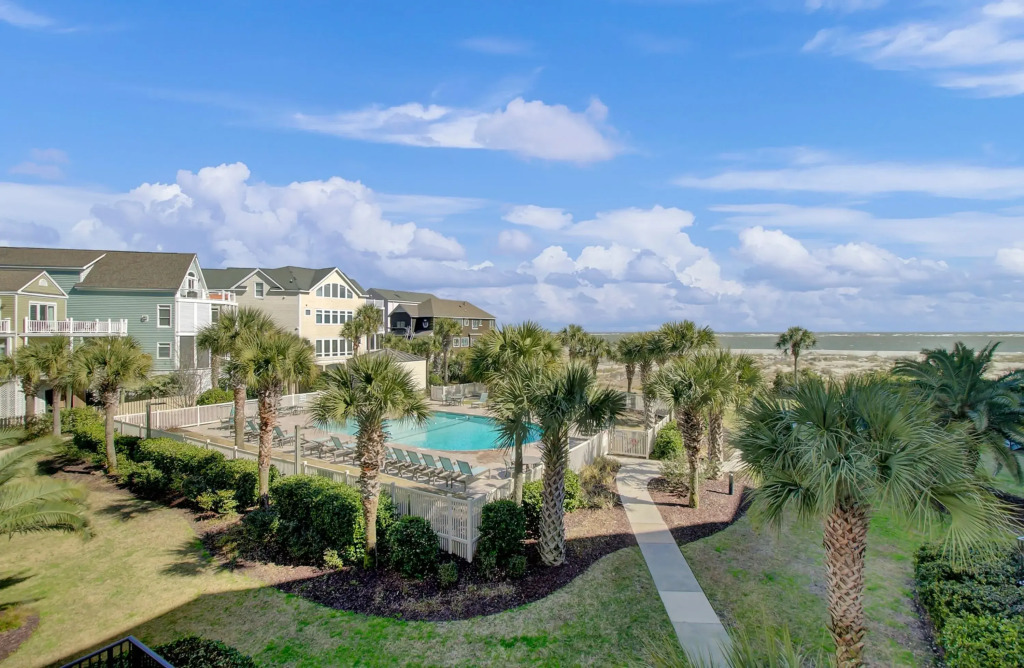 207 Summerhouse by Avantstay Beachfront Community w/ Ocean Views!