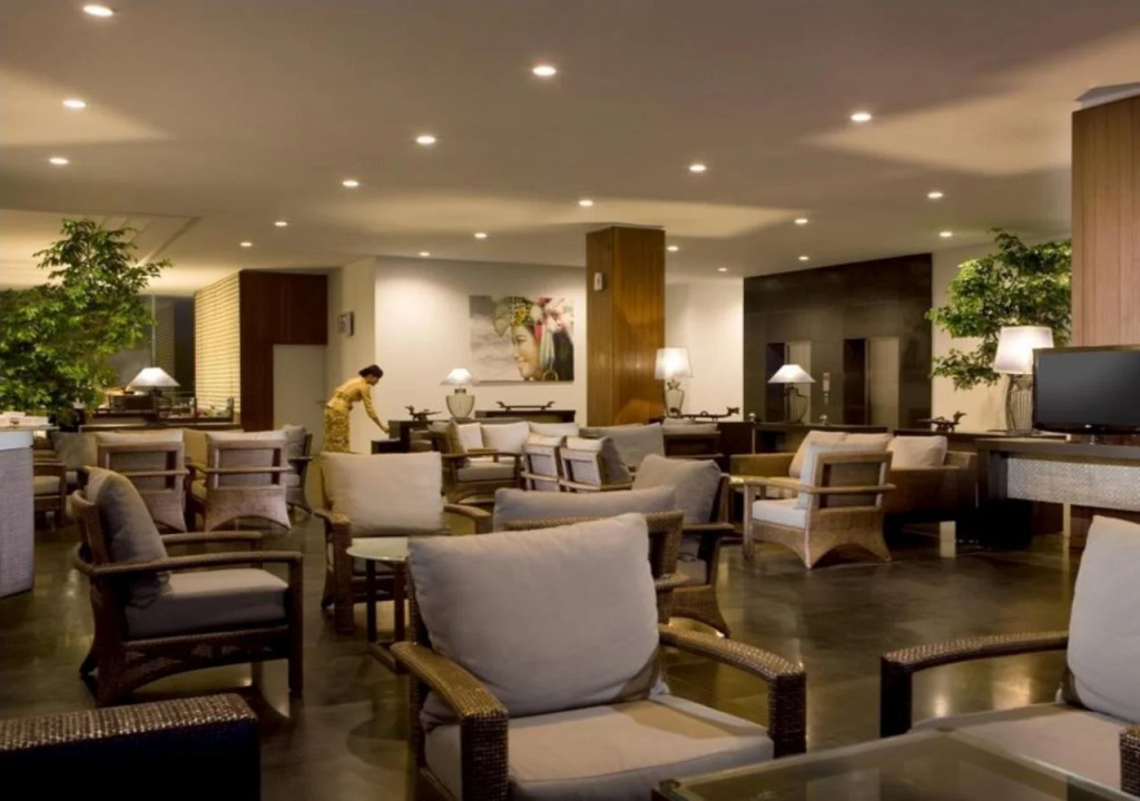 Hakaya Plaza Hotel