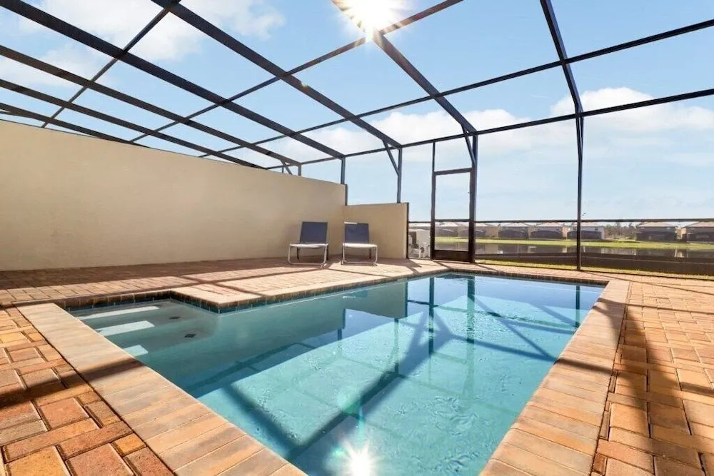 Summer Deal! Lake View Villa