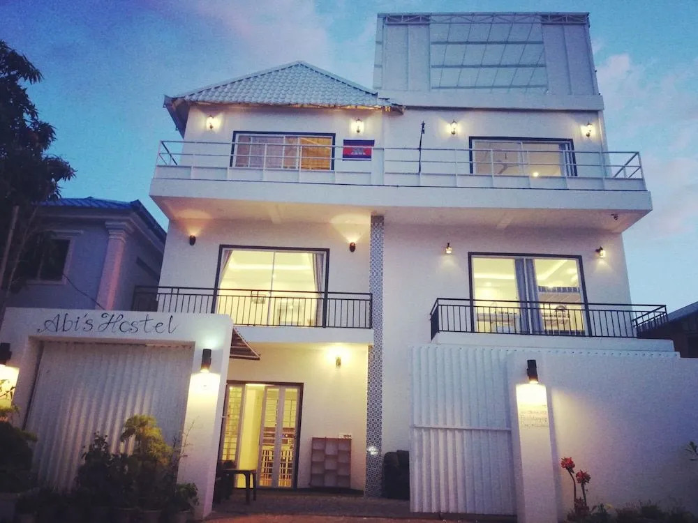 Cat's Hostel