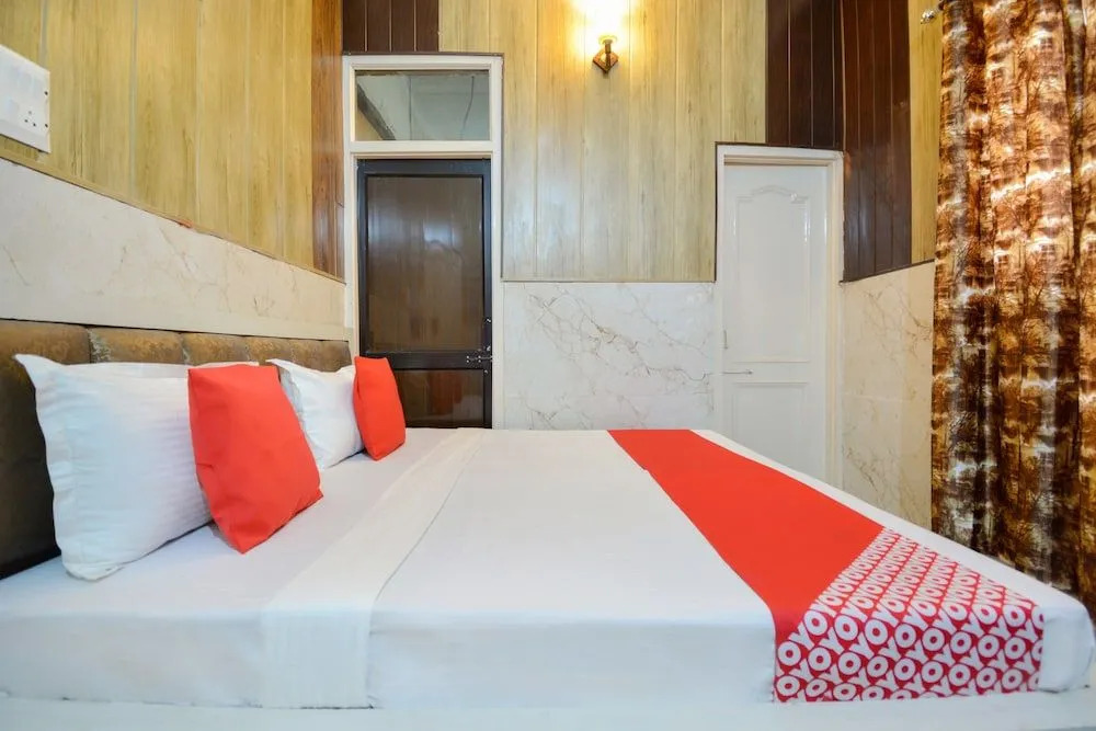 OYO 42893 Siali Residency