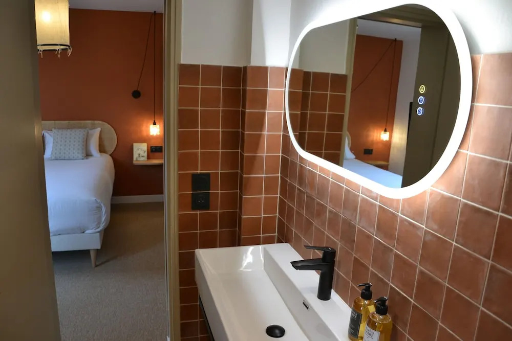 Hôtel La Garrigue & Bar Le Perchoir