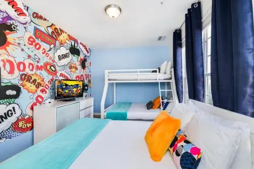Beautiful Newly Updated Townhome Sleeps 10