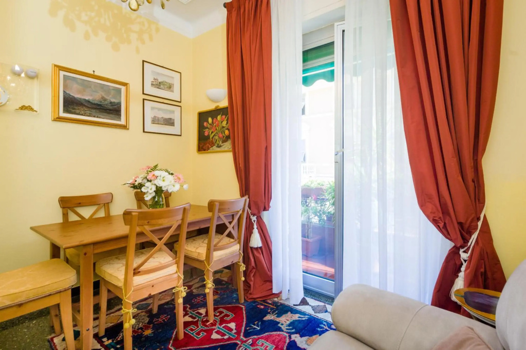 Diamond Apartment