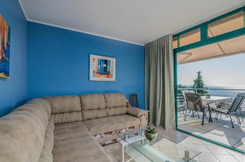 Apartment Mirjana