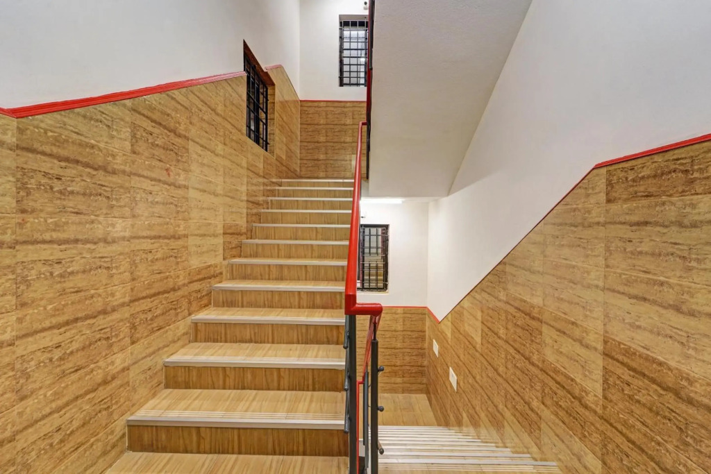 Oyo Townhouse 999 INN24 Airport