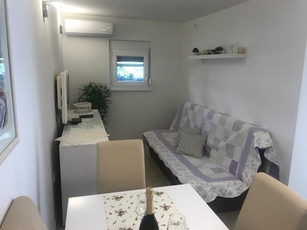 Holiday house Nadi - cosy & quiet: Milna (Brac), Island Brac