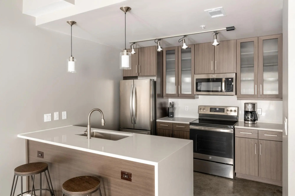 Austin Prime 1BD 1BA Downtown Apartment