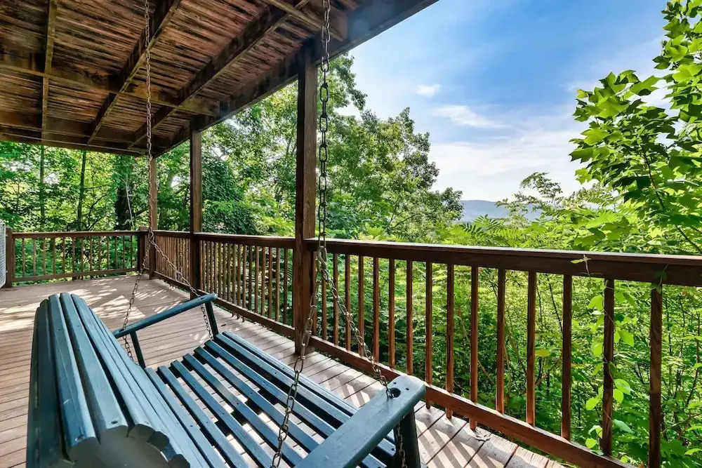 Stunning Mountain Views Hot tub Firepit Arcade