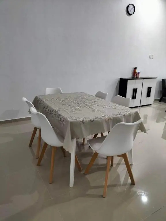Wipah Guest House in Kampung Lundang, Kota Bharu