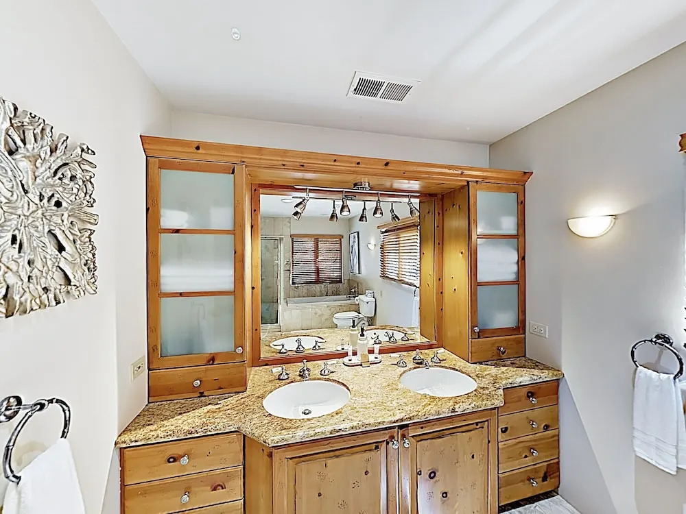 New Listing! 2,000 Square Foot Near Plaza 3 Bedroom Home