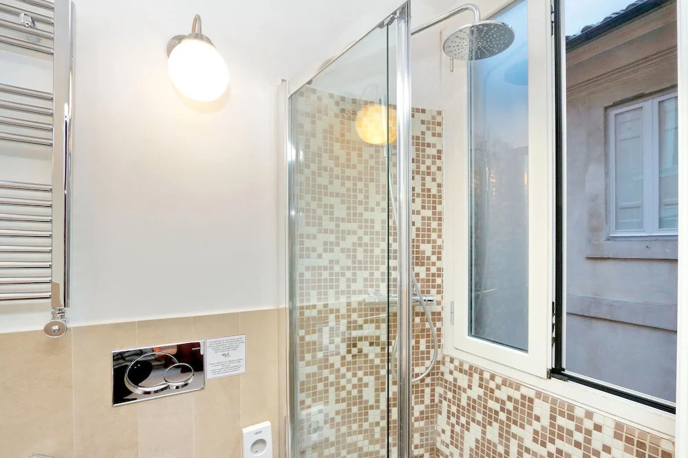 Rome Accommodation - Campo de Fiori II