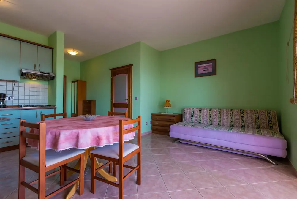Apartments Djusi