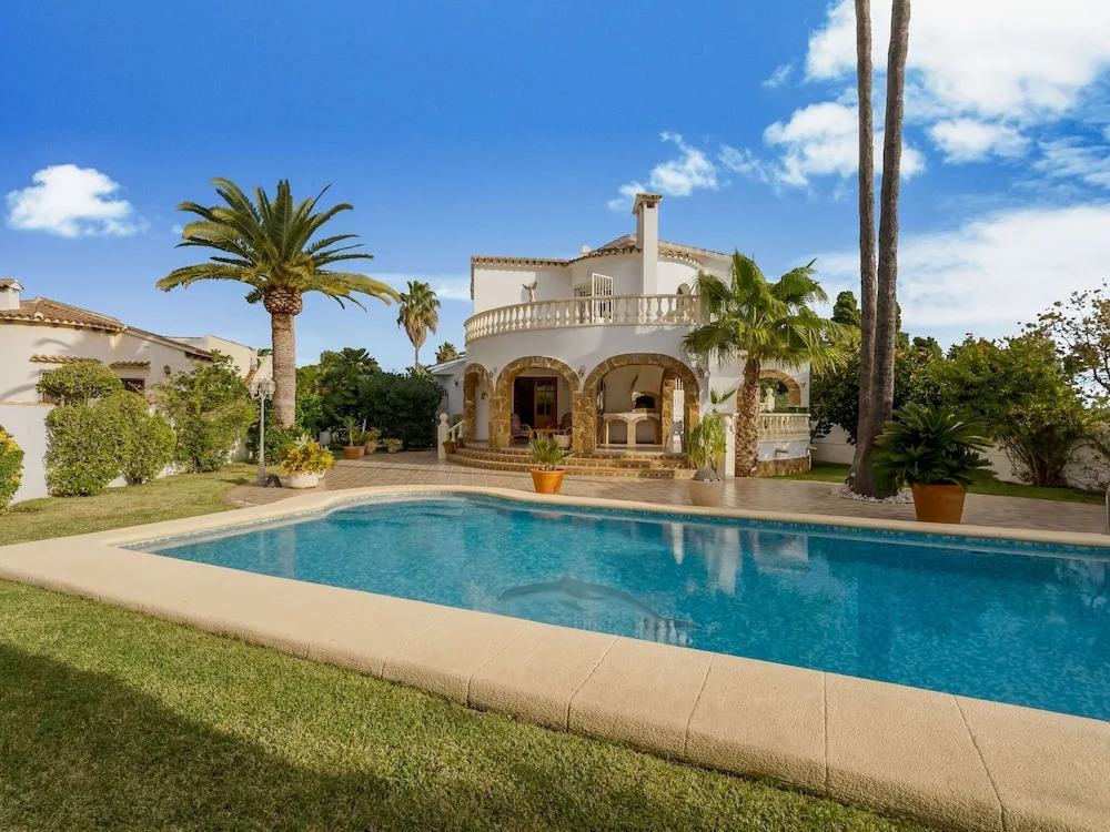 Enchanting Villa in El Verger With Swimming Pool