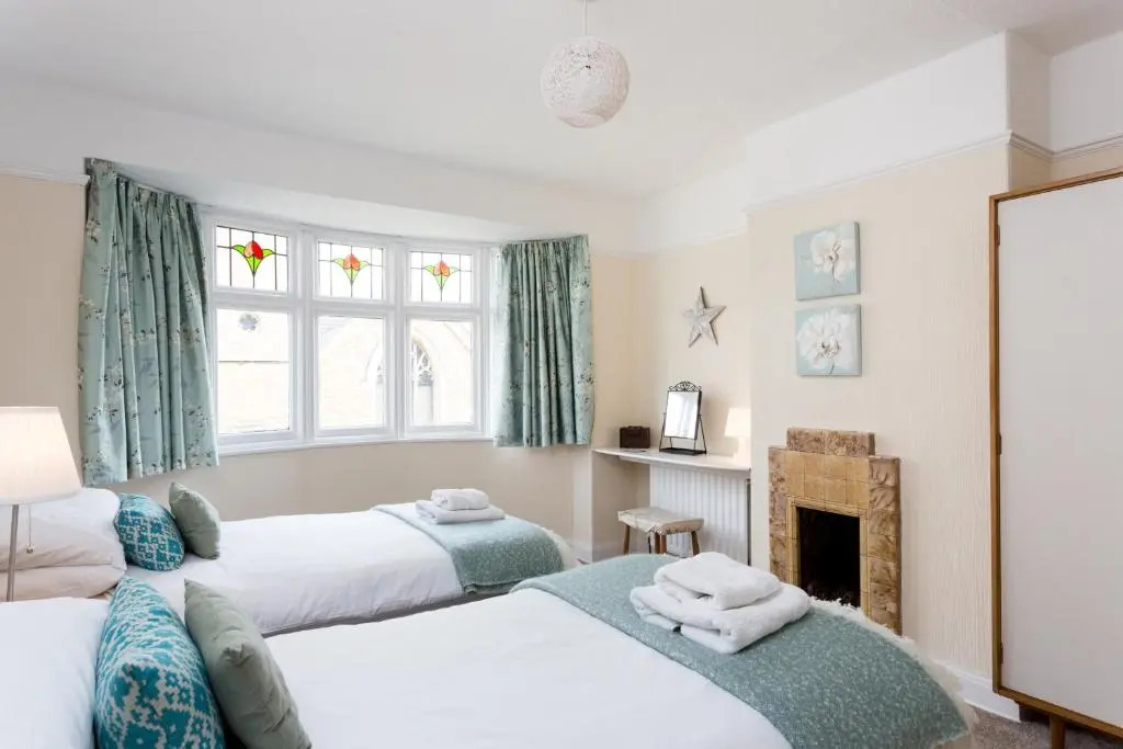 City Apartments - 4 Heworth Village - 3 bed house