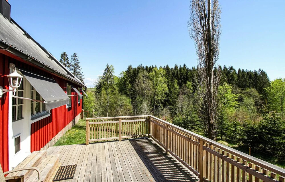 Nice Home in Munka Ljungby With 1 Bedrooms, Wifi and Sauna
