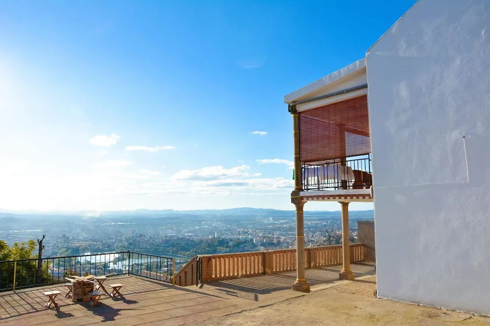House With 2 Bedrooms in Ambohimitsimbina, With Wonderful City View, F