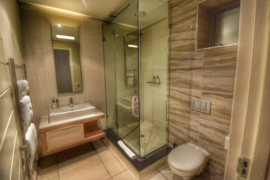Island Letting-Crystal towers